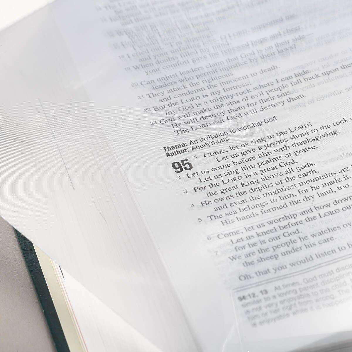 Christian Art Gifts - Vente Lampes de lecture - Page de feuille grossissante1