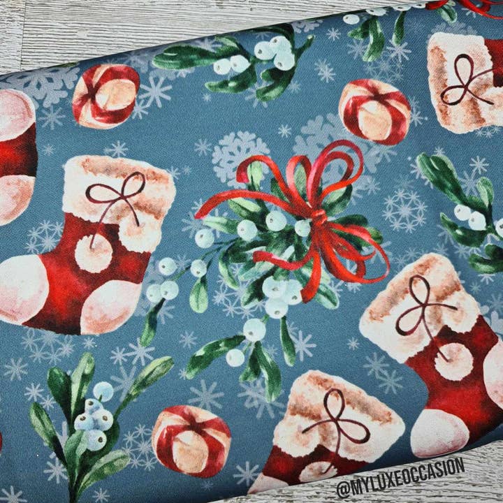 Bas de Noël et feuillages - Choisissez vos articles pour la vente par My Luxe Occasion