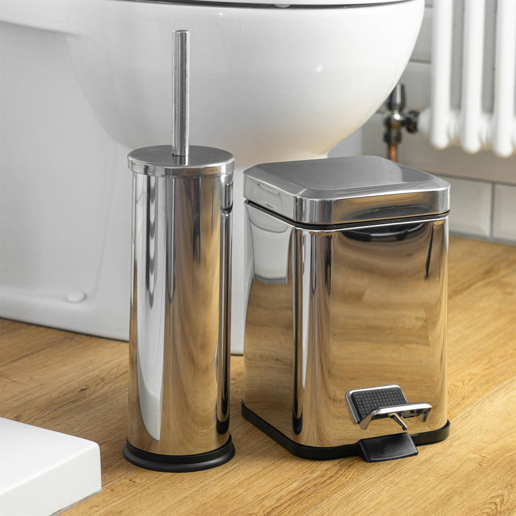 Rinkit Ltd - Wholesale Toilet Bowl Brush - Harbour Housewares Toilet Brush & Holder Set - Chrome2