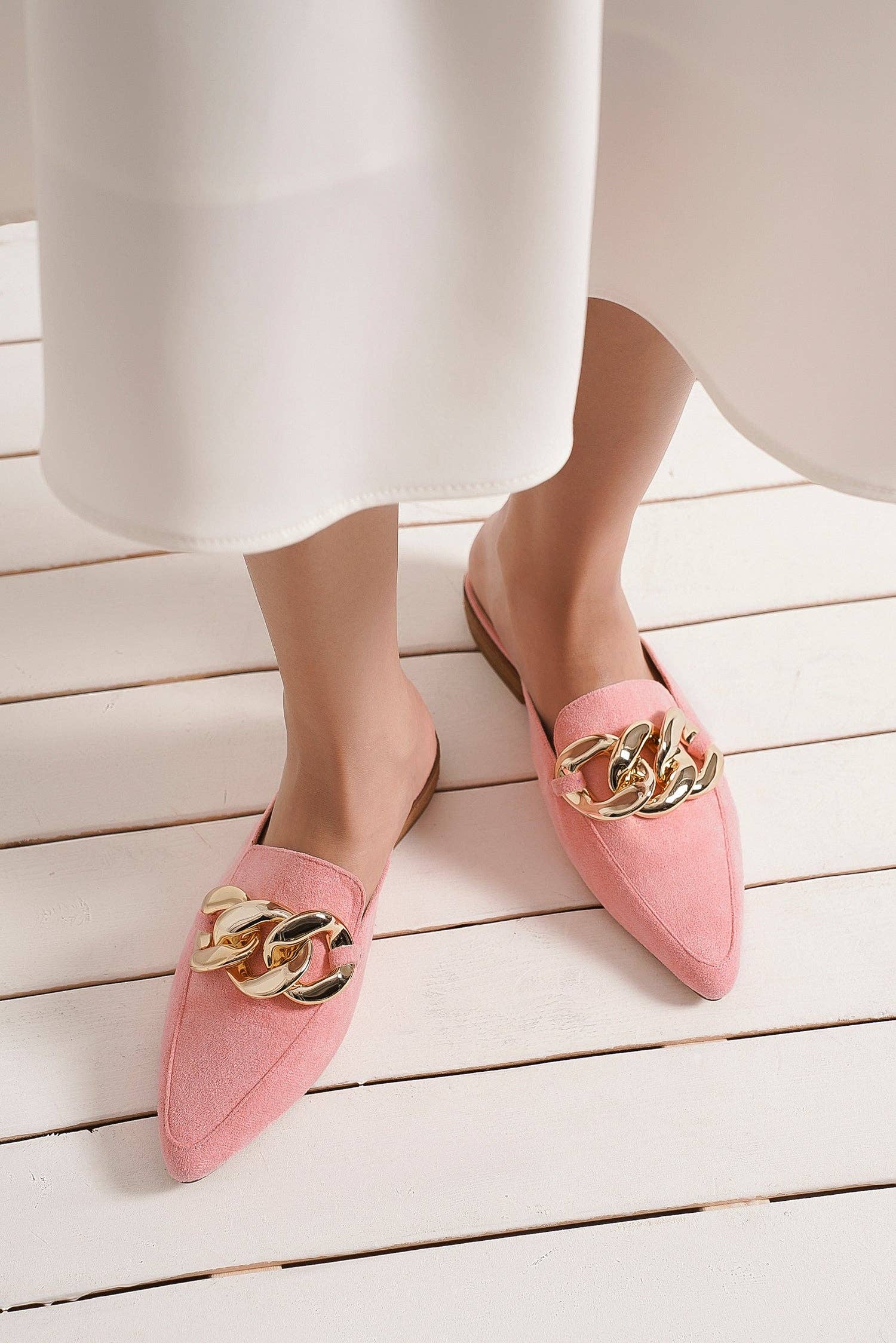 BEAST FASHION - Wholesale Mules – Women’s - GEM-36 Chain Detail Mules23