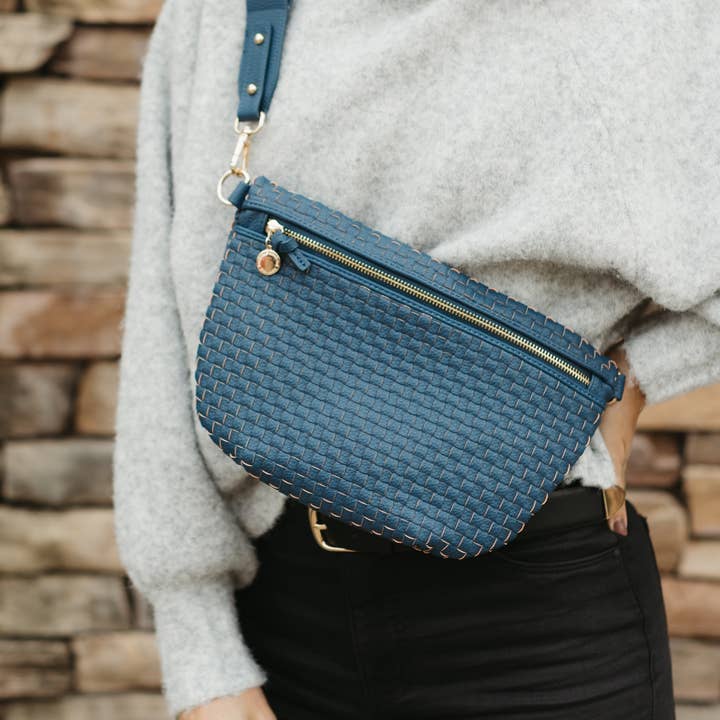 Lumi + Sol - Wholesale Crossbody Bag - Women's - Lumi Woven Crossbody Bag3