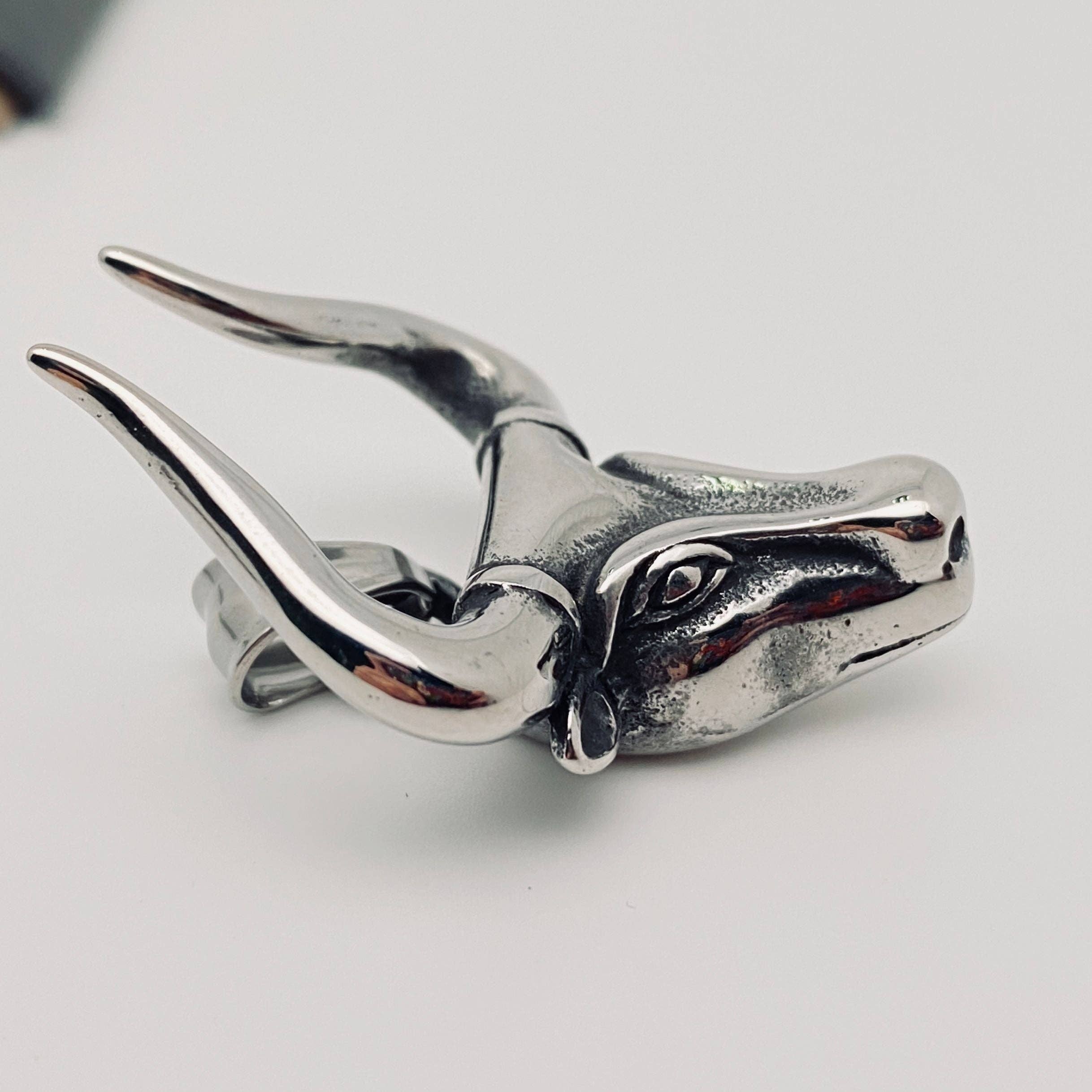 Enkel hängsmycke Vintage rostfritt stål tjurhuvudhorn hantverksberlock för wholesale på Faire1