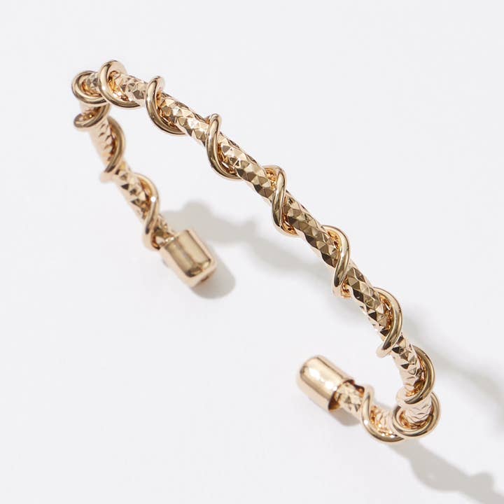 Everyday Wear Wickelmanschettenarmband aus Metalldraht für den Großhandel von Lilla Haven