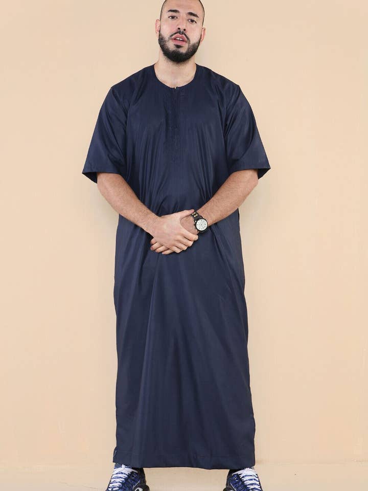 Infinity Leather (Upperclass Fashions Ltd) - Vente Peignoir – homme - Thobe pour homme islamique marocain et saoudien avec fermeture éclair – Robe kaftan arabe20