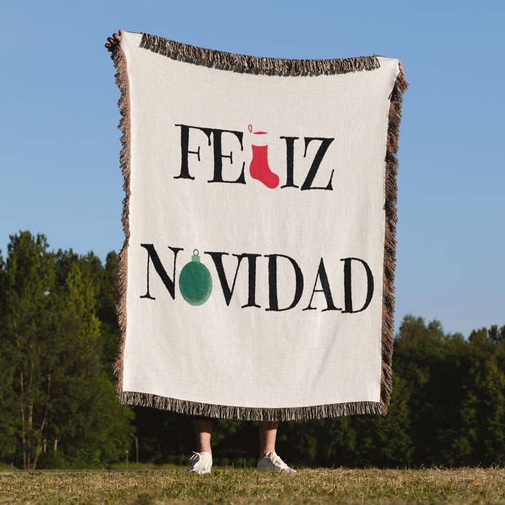 3dRose - Wholesale Throw Blanket - 3dRose, Feliz Navidad Merry Christmas in Spanish black lettering on white back, Blanket1