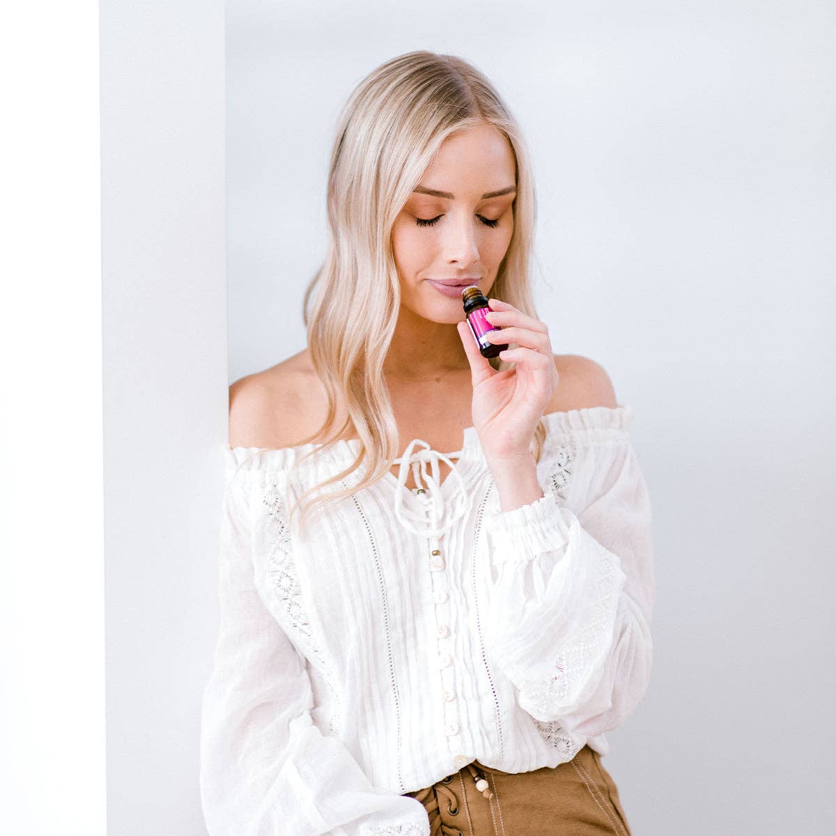 ECO. Modern Essentials – Engroshandel Æterisk olie – Kvinders essentielle olieblanding3