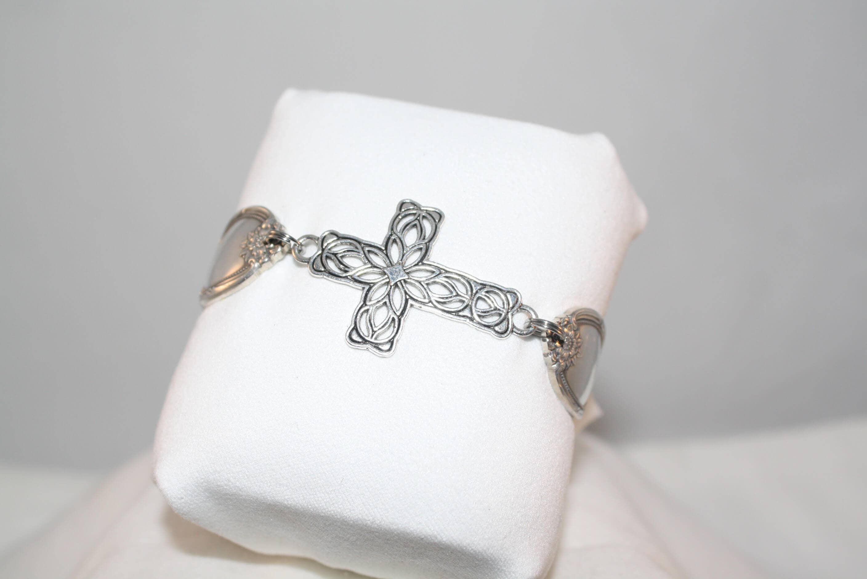 Silver Chest Creations - Wholesale Charm/Dangle Bracelet - Cross Bracelet1