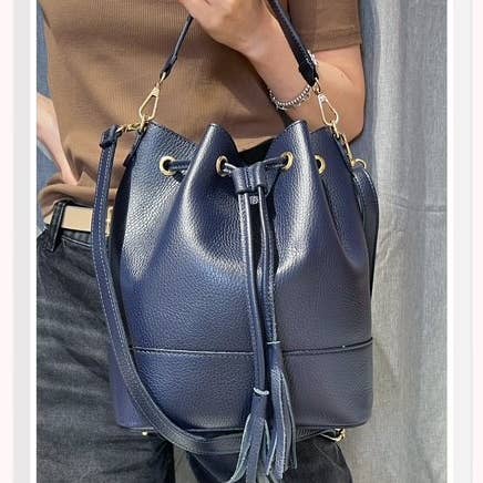 Z et Z - Wholesale Shoulder Bag - Women's - Large grained leather bucket bag 2026114