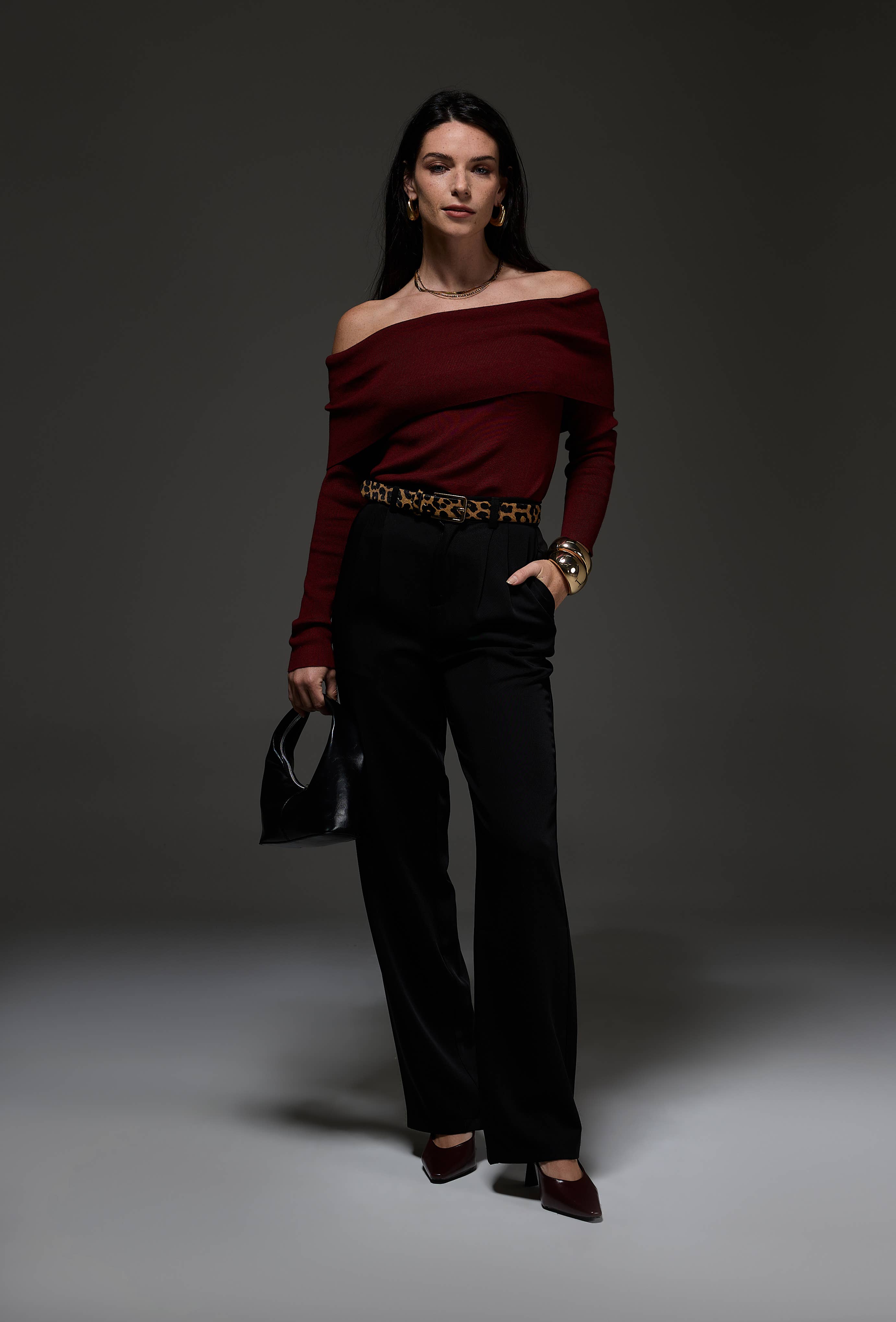 LUCCE - Wholesale Knit Sweater - Women's - Off shoulder sweater - 100110