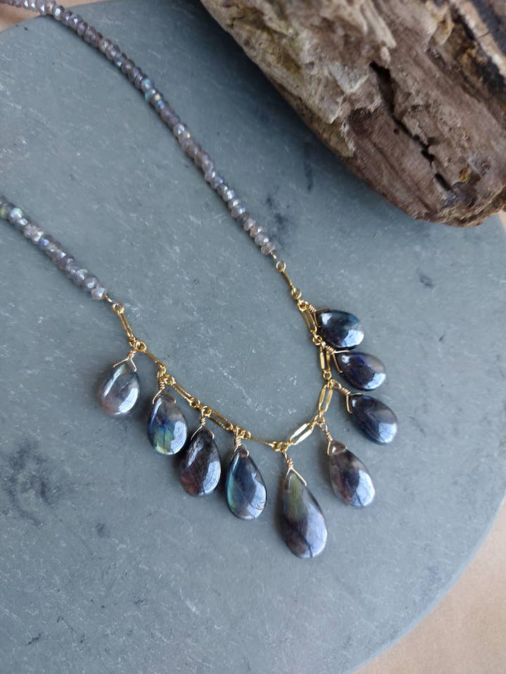 Labradorite Drops Halsband för wholesale av AVAASI