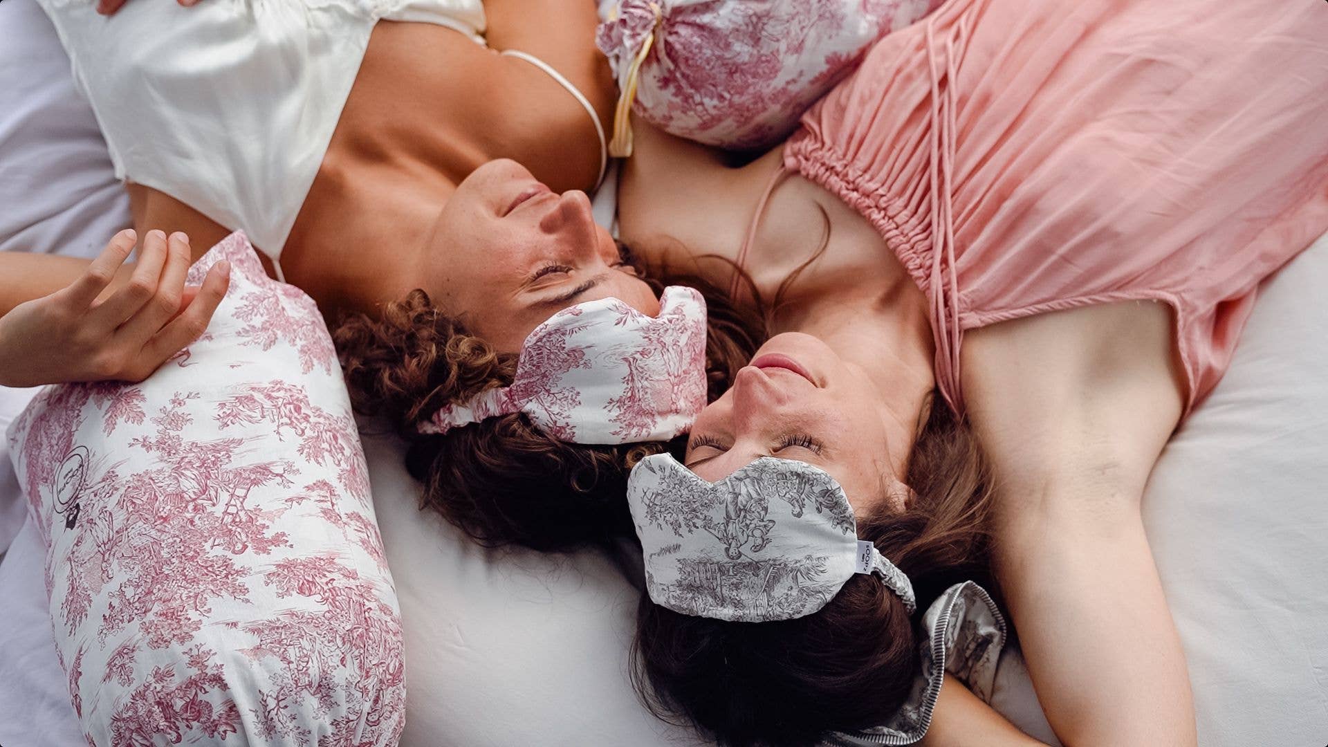 SOOPZ - Wholesale Spa/Therapy Pillow - Relaxing eye mask - linen and lavender - Hot & Cold2