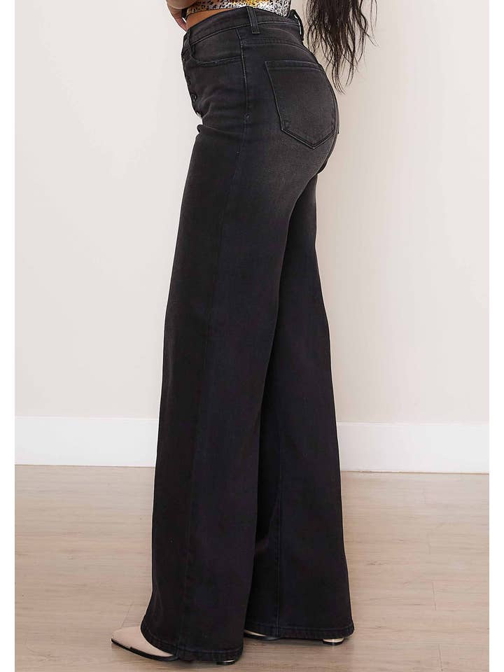 Black Your Everyday Wide Leg Jeans for wholesale on Faire4