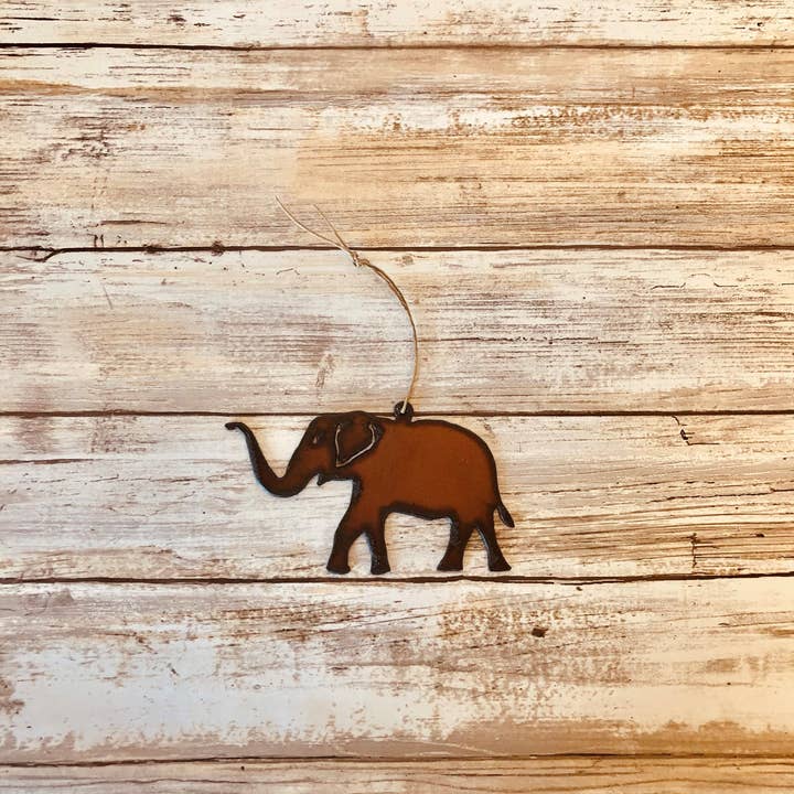 Universal Ironworks USA - Wholesale Ornament - Elephant Ornament