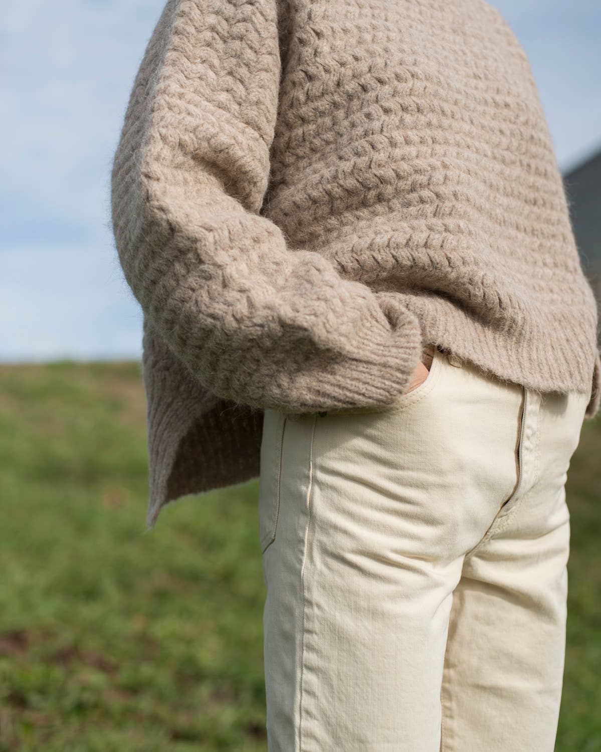 DAĒZA - Wholesale Knit Sweater - Women's - Zigzag Sweater1