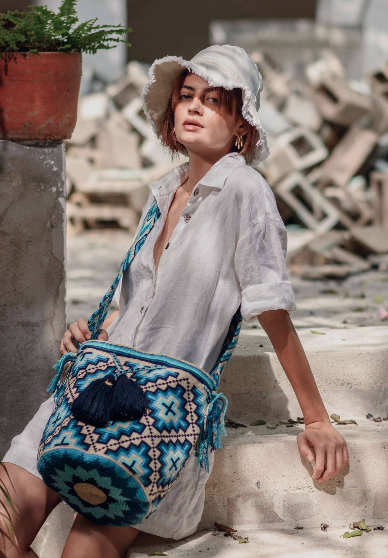 Lombia + Co. - Wholesale Crossbody Bag - Women's - AUTHENTIC Handmade WAYUU Bag (Carmen Size L)5