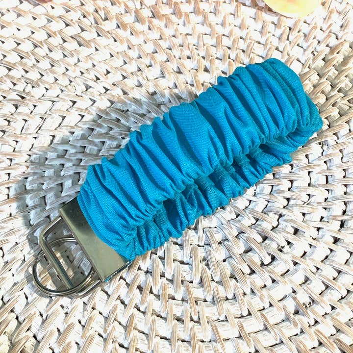 Handgjord Scrunchie Nyckelring, Nyckelring - Solid - Scuba Blå - Nyckelring för wholesale av Ann Gregory Designs