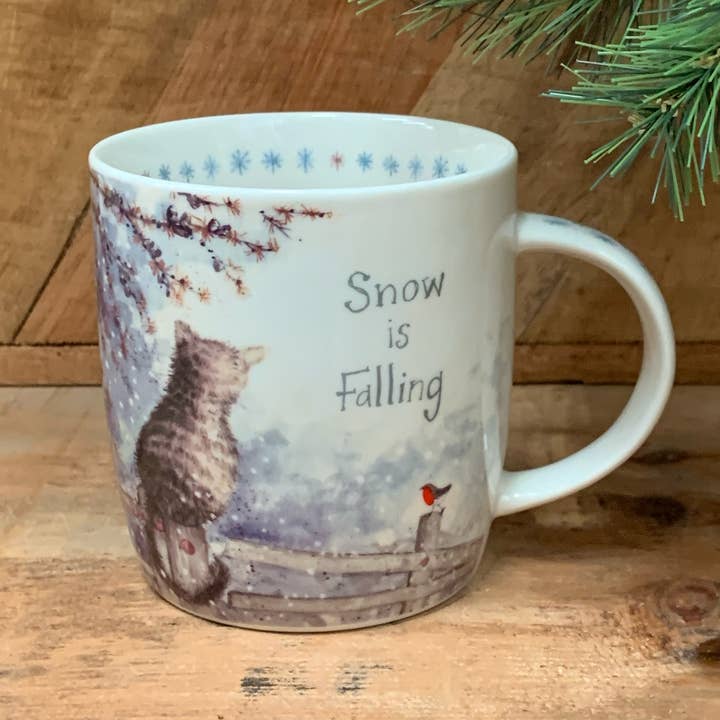 Taza Navideña Snow is Coming de Alex Clark Art para venta al por mayor de Alex Clark Art