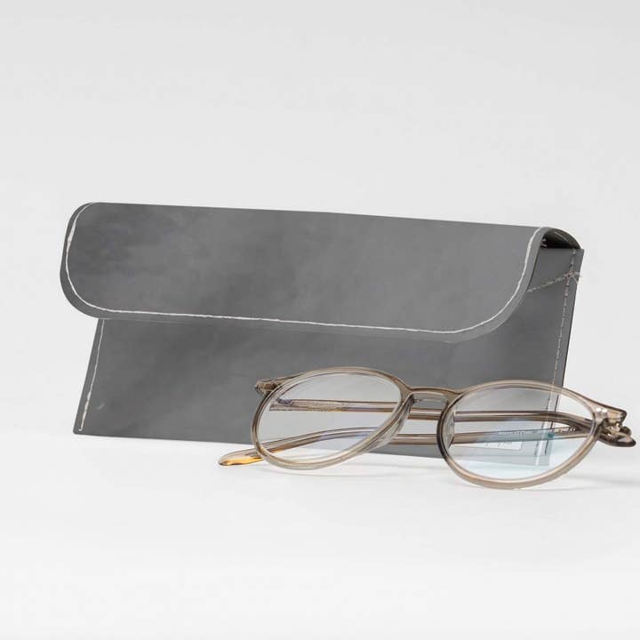 Silber/METALLIC Tyvek® Brillenetui für den Großhandel von I Like Paper