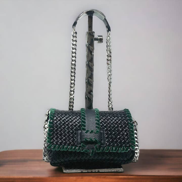 Borsetta in vitello intrecciato modello Yaya bag per la vendita all'ingrosso da parte di Brunocenere