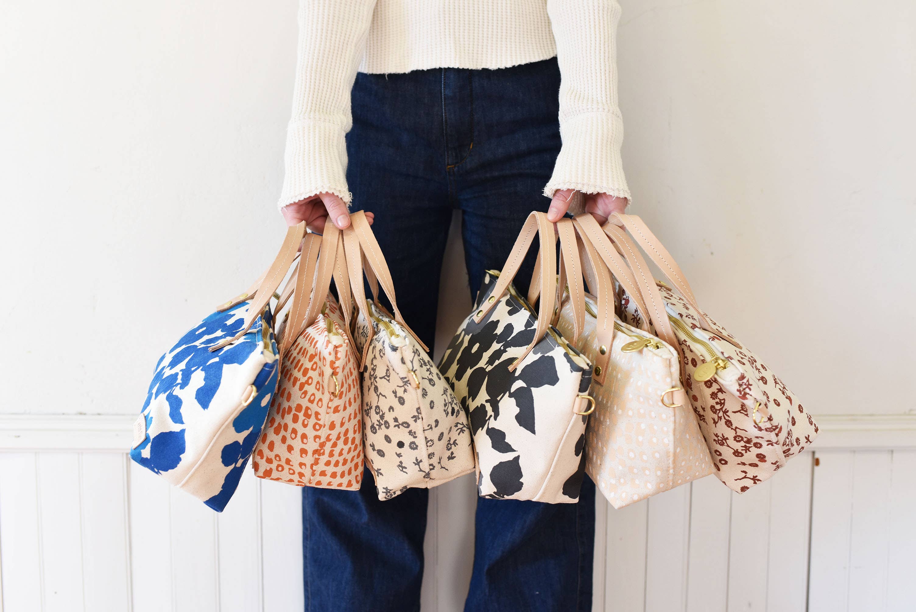 Erin Flett - Wholesale Satchel - Women's - NEW Satchel in Blue Anita Pattern5