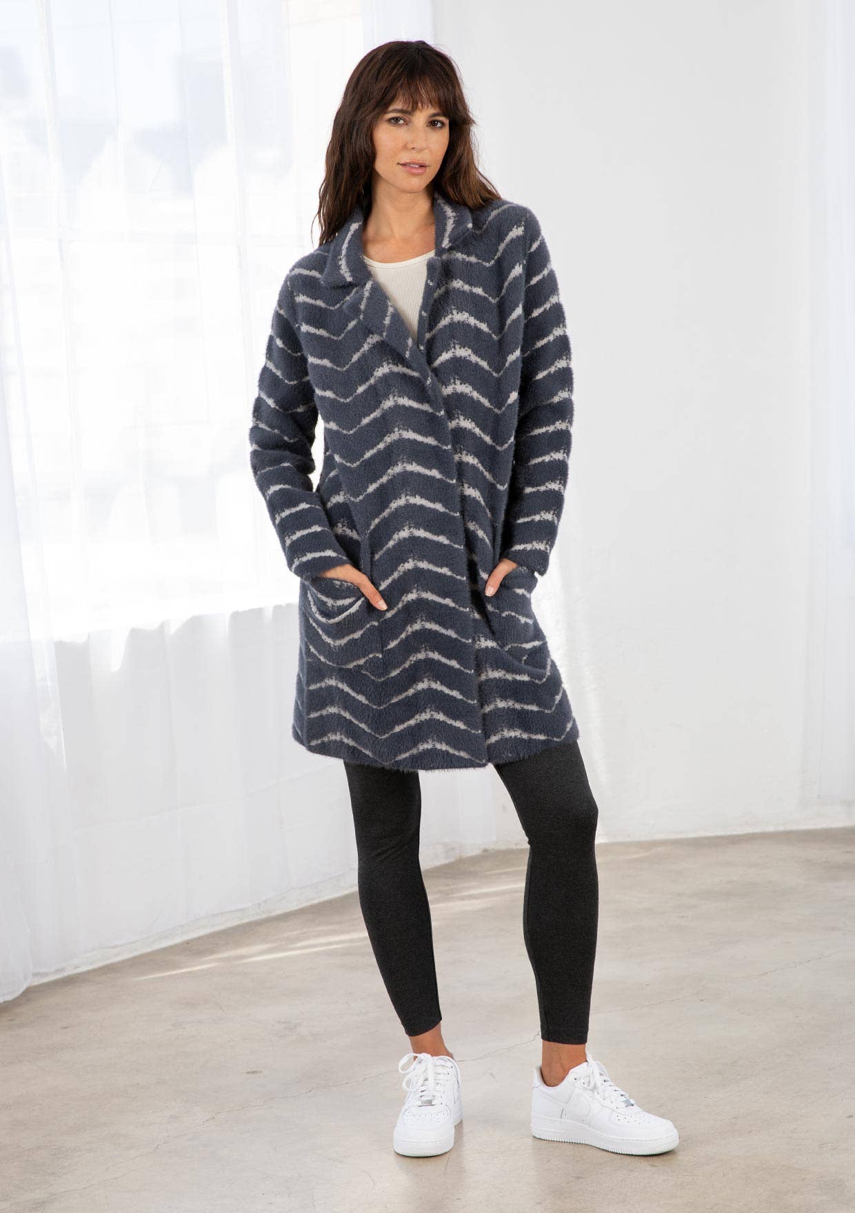 Lovestitch - Vente Cardigan – femme - Cardigan boutonné en jacquard à chevrons duveteux20