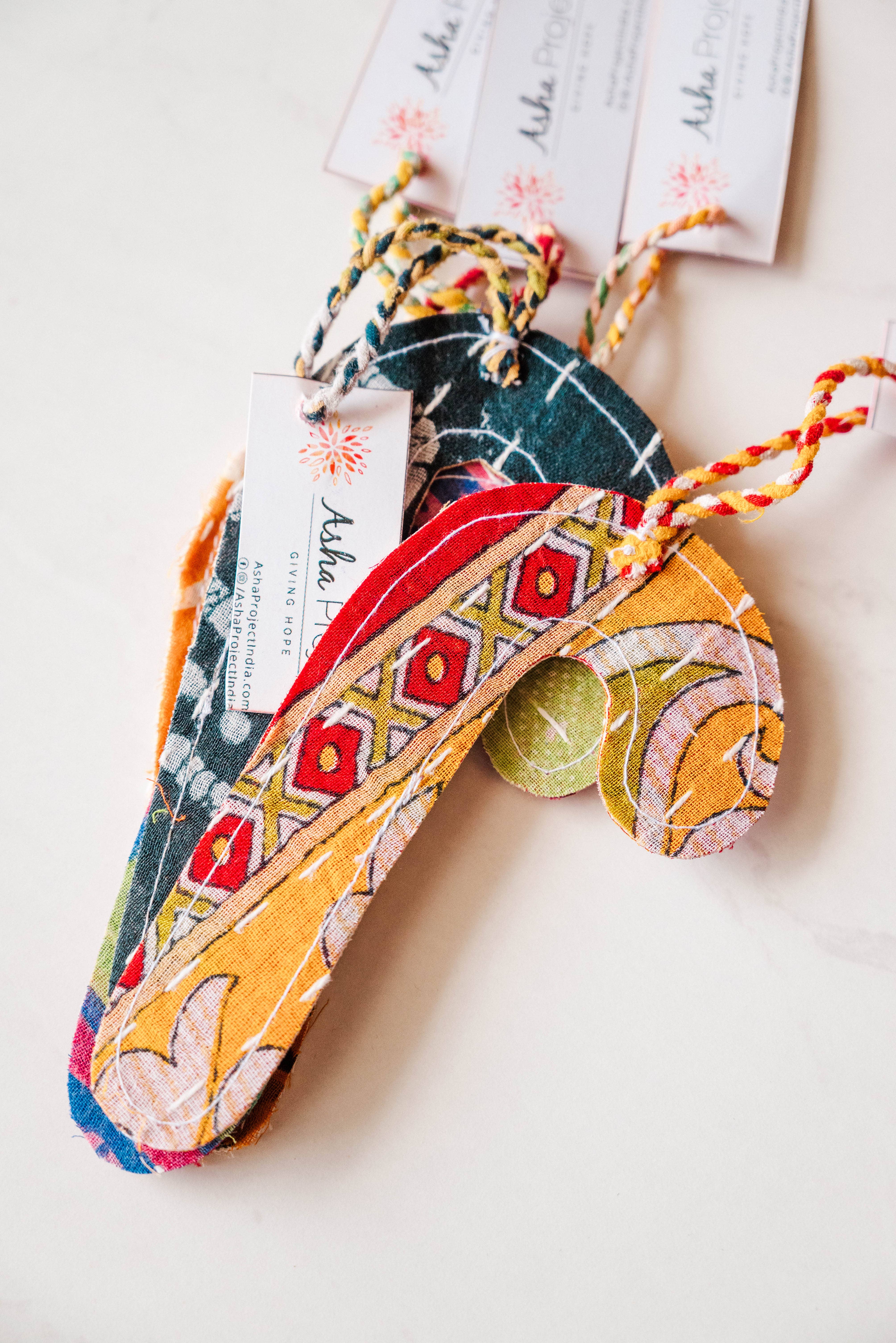 Asha Project - Wholesale Ornament - Kantha Christmas Ornaments | Candy Cane3