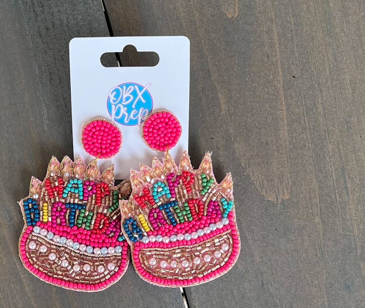 OBX Prep - Vente Boucles d'oreilles pendantes - Boucles d'oreilles pendantes en perles de graines de gâteau d'anniversaire avec bougies6