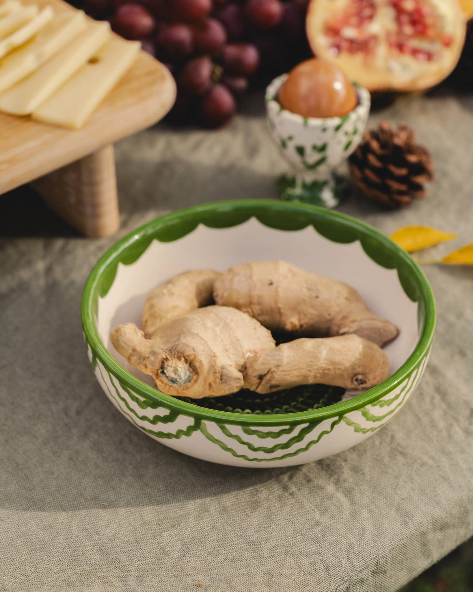 Alfar Tierra Cocida - Wholesale Grater - Vintage Pottery Grater Bowl – Green and White / ROOTS4