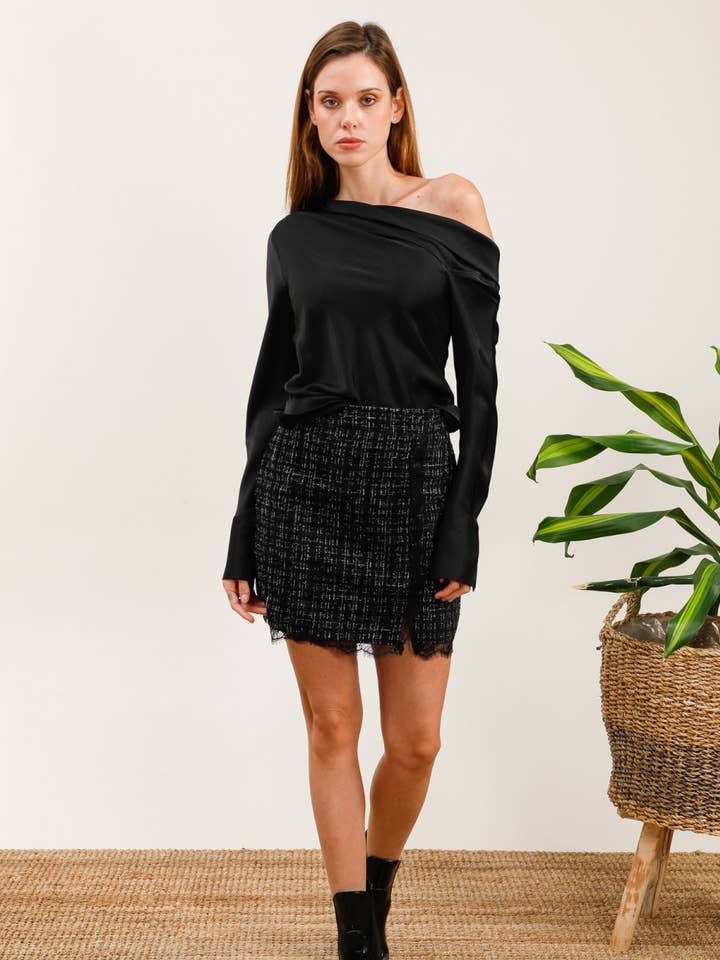 Asymmetrische satijnen top met lange mouwen - 4999T-HERA voor wholesale door LOVIE & CO