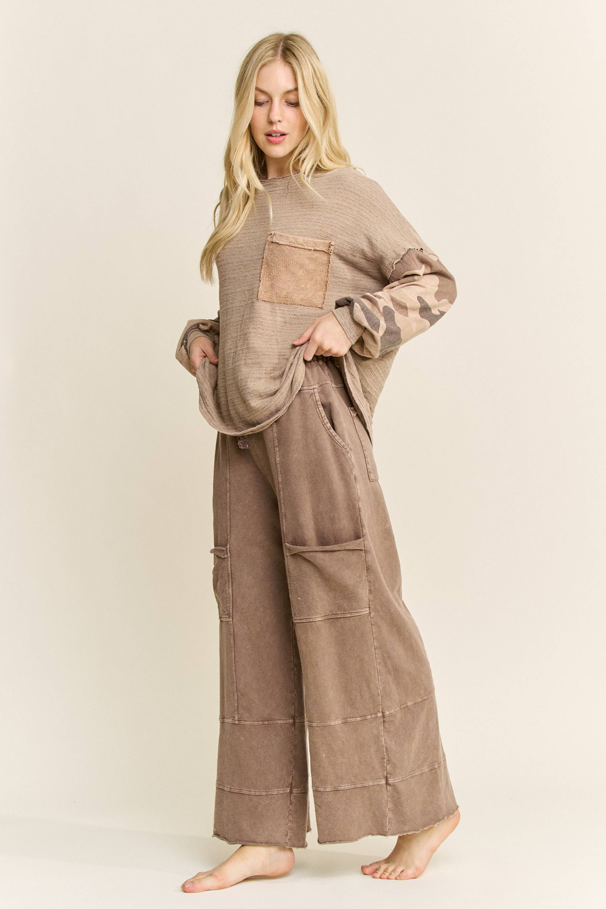 J.Her - Wholesale Pants - Women's - BEST Mineral Wash Wide leg Cropped pants HP552420