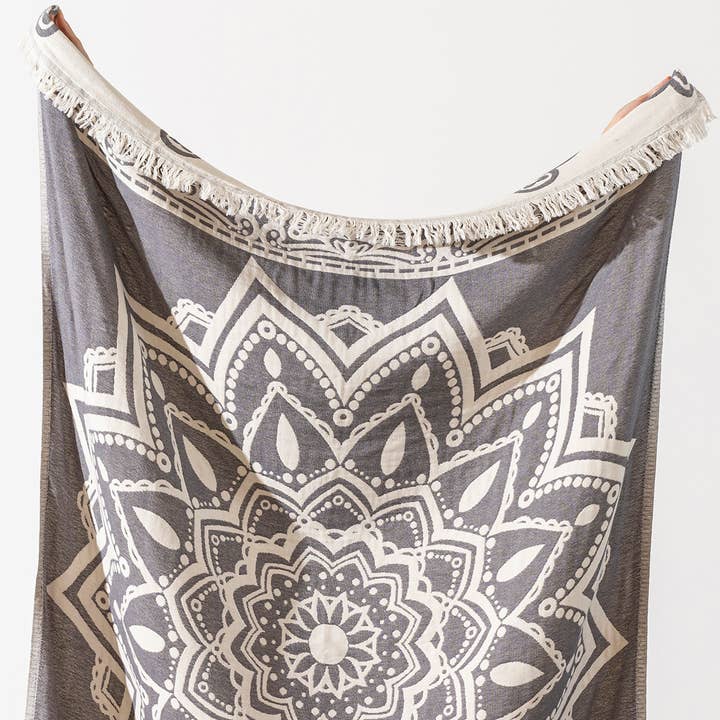 Black 100% Cotton Throw Blanket Home Decor Farmhouse Cover 51x67" for wholesale on Faire1