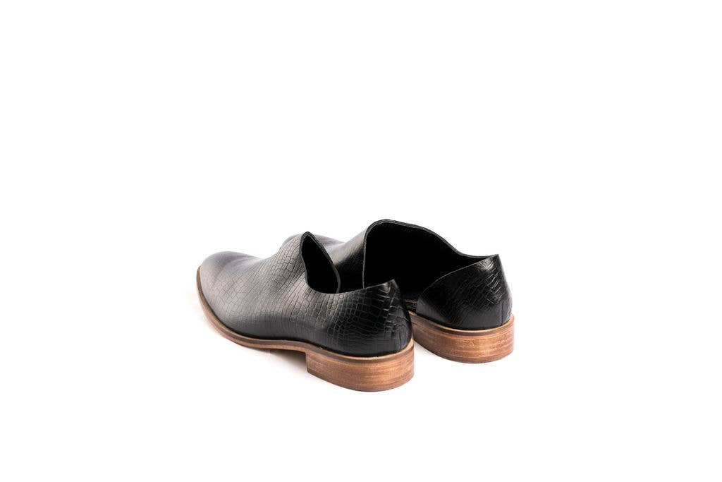 Women's "Marie" Black Crocodile Print Embossed Leather Flat for wholesale on Faire2