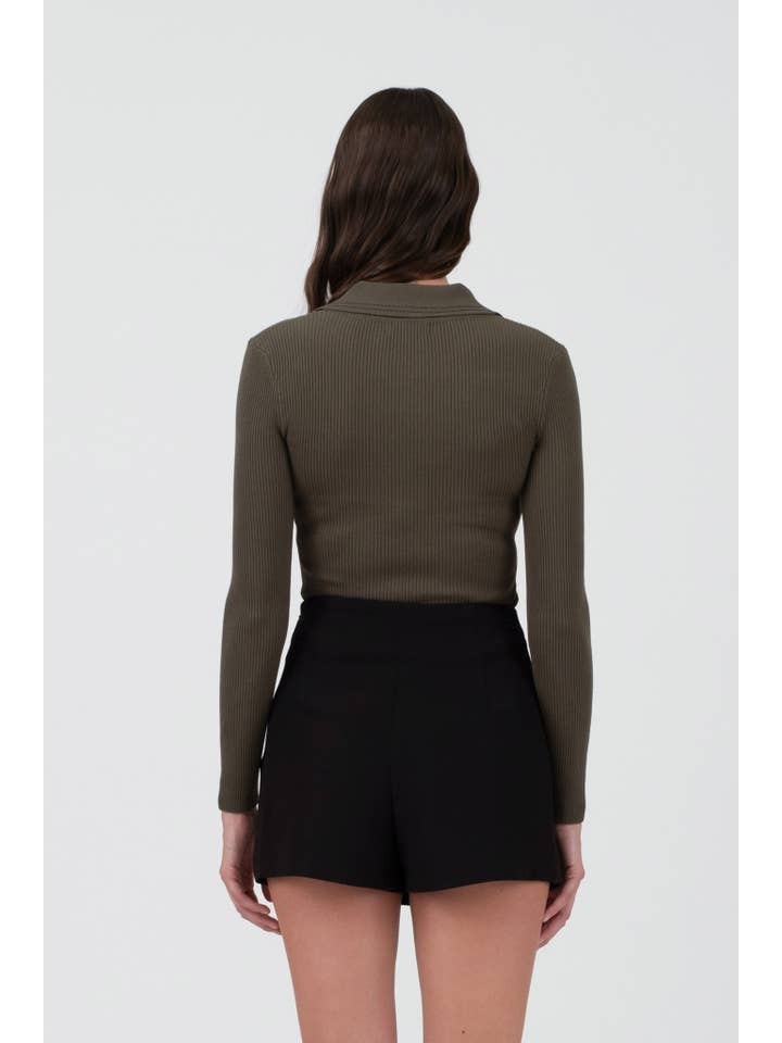 The Workshop Studio - Wholesale Knit Sweater - Women's - CONTRAST STITCH COLLARED SWEATER KNIT TOP