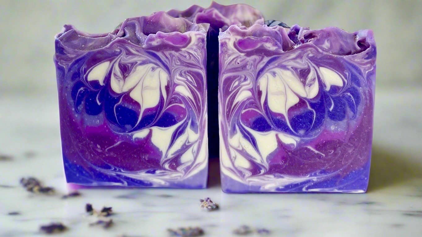 Saltwater Artisan Soaps - Wholesale Bar Soap - Lavender & Orchid 1
