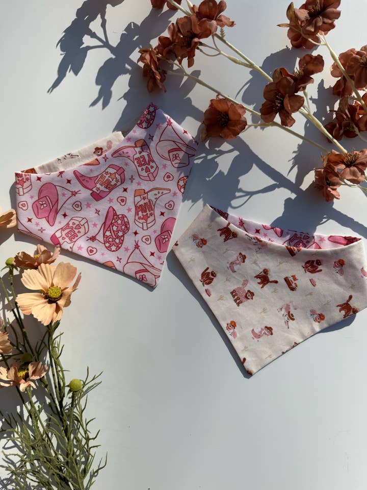 A Bandana da Vaqueira por atacado de The Pet Scout Shop