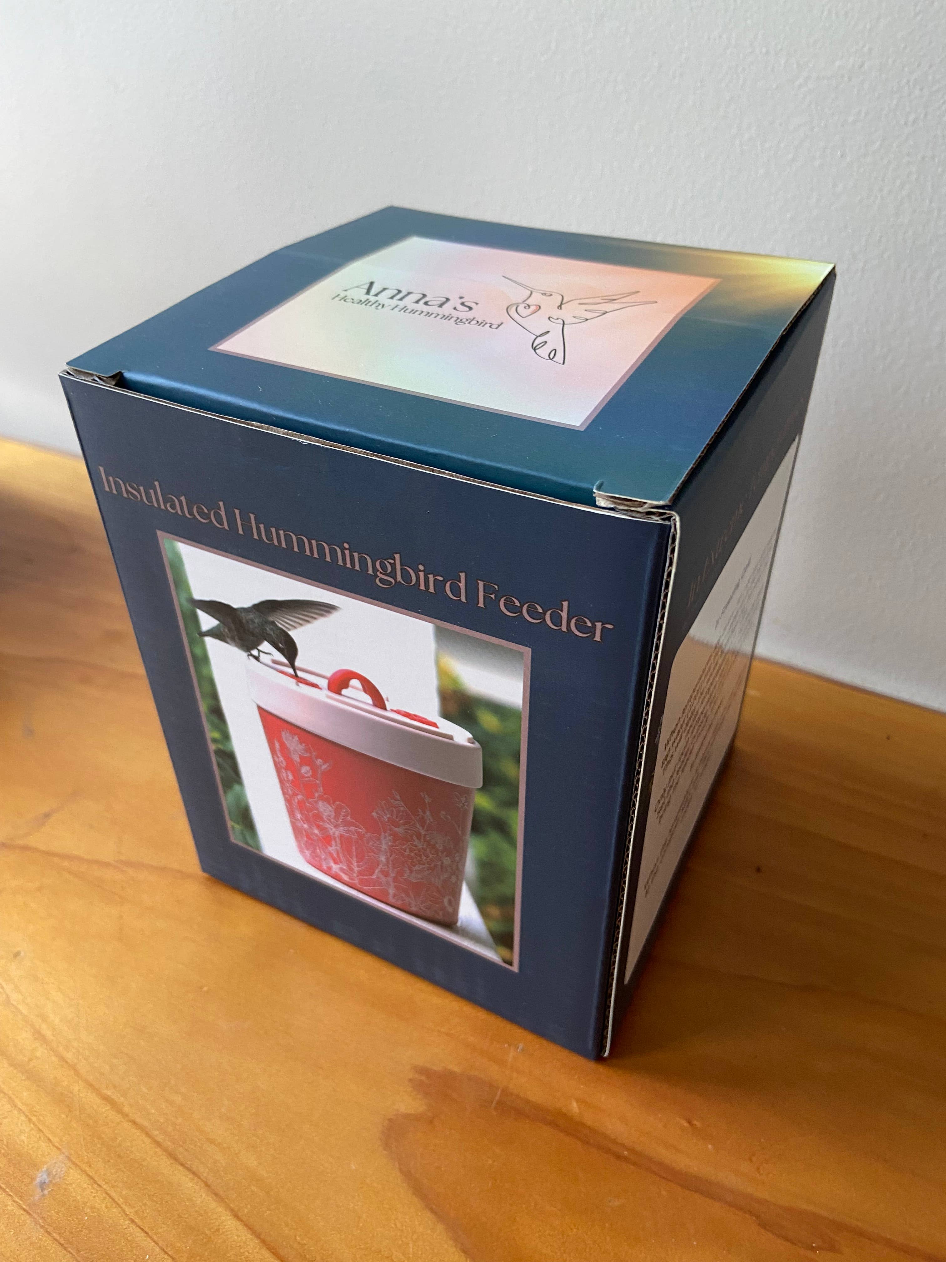 Anna's Healthy Hummingbird - Wholesale Bird Feeder - Insulated hummingbird feeder
8