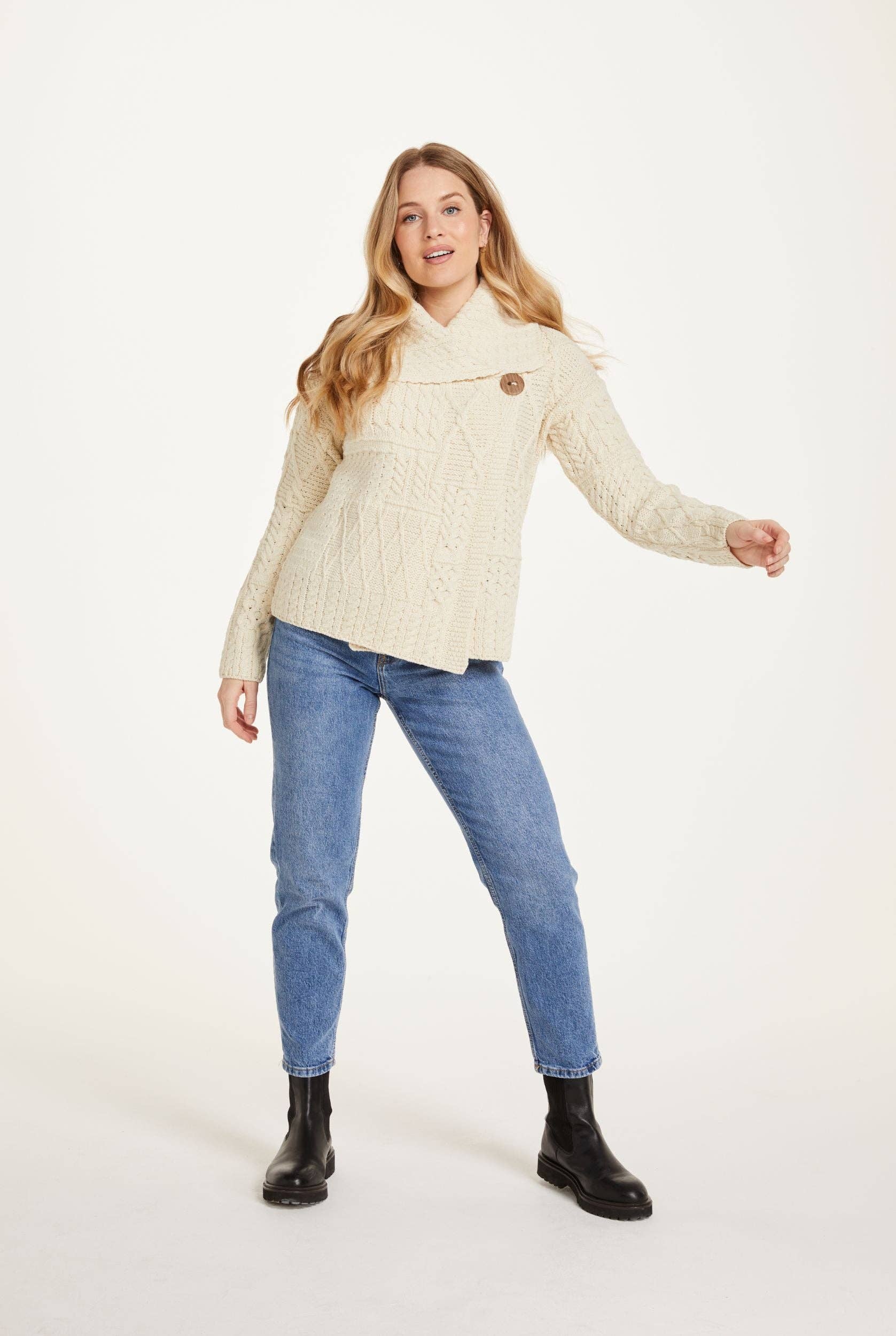 Aran Woollen Mills – Engroshandel Cardigan - Dame – Céide dames Aran cardigan – creme4