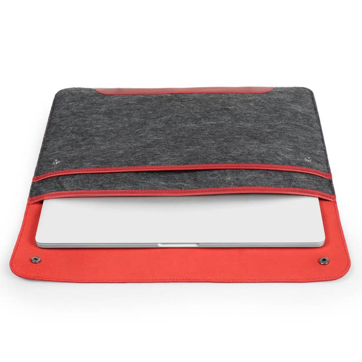 Londo - Wholesale Laptop/tablet case – Unisex - MegaGear Fine Leather and Fleece Sleeve Bag for MacBook Pro,40