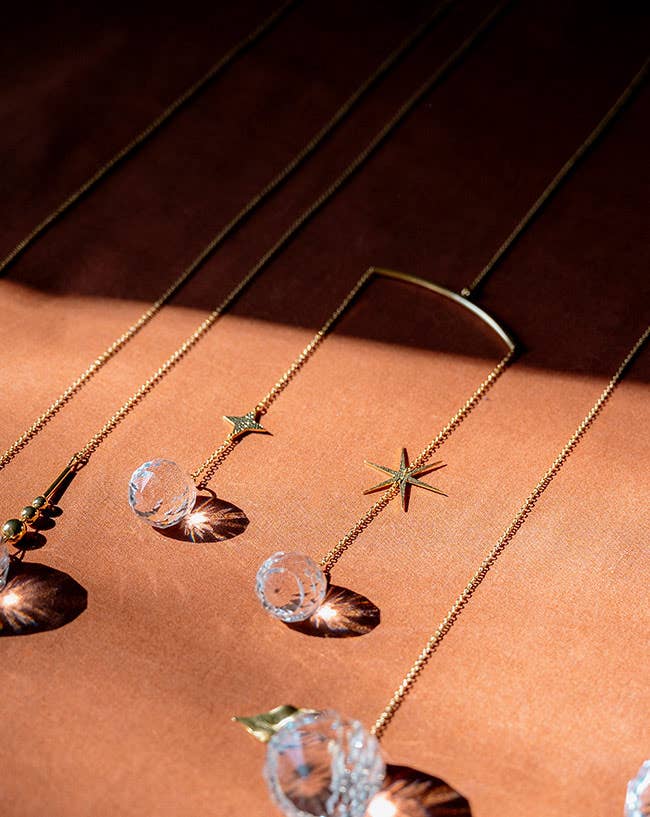 Srta.Bolitas – wholesale Chandelier/hanging light – Starlight Catcher1