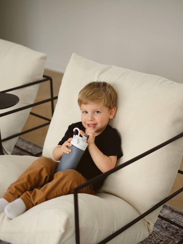 Botella de agua de silicona formato 450 ml para venta al por mayor de Micasso & Co