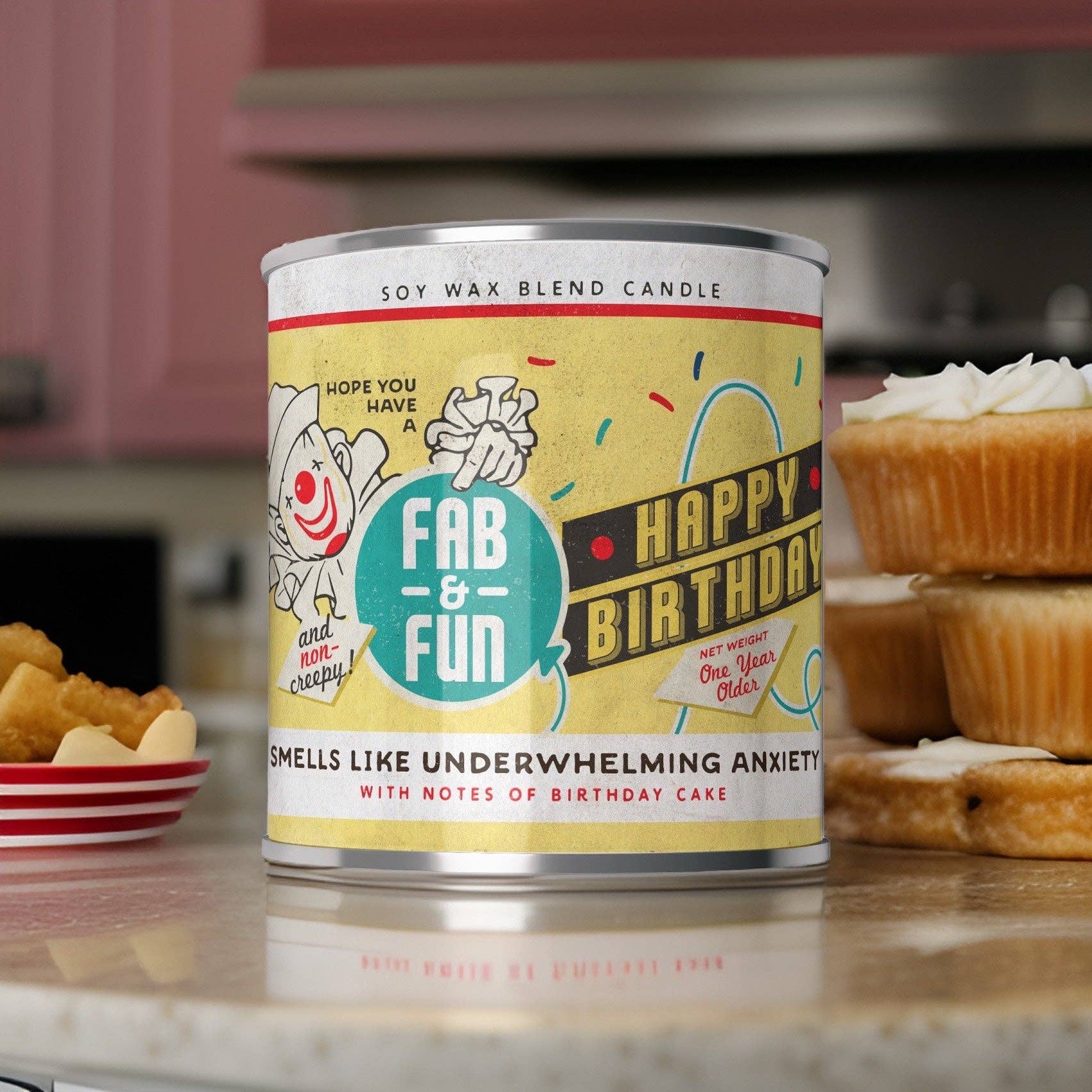 Scents of Accomplishment - Venta al por mayor Velas en tarros - Payaso de cumpleaños de 16 onzas. Vela0