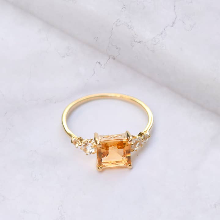 Tiramisu - Wholesale Single Stone/Solitaire Ring - Gold Plated 925 Silver Citrine White Topaz Ring