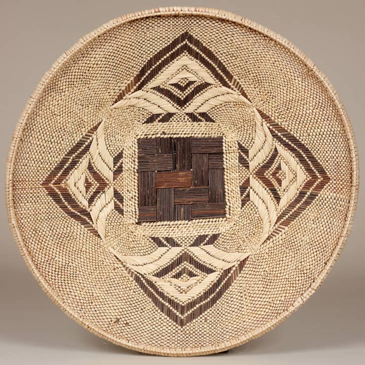 AS'ART a sense of crafts - Wholesale Basket - Winnowing Baskets, Zambia, diam. 54-63 cm10