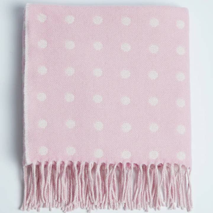 Couverture pour bébé en agneau de laine rose Foxford Pink Spot pour la vente par FOXFORD
