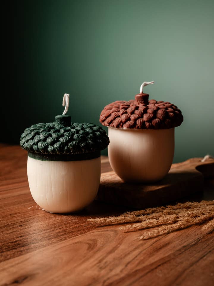 Large Autumn Acorn Candle for wholesale by Allure CA