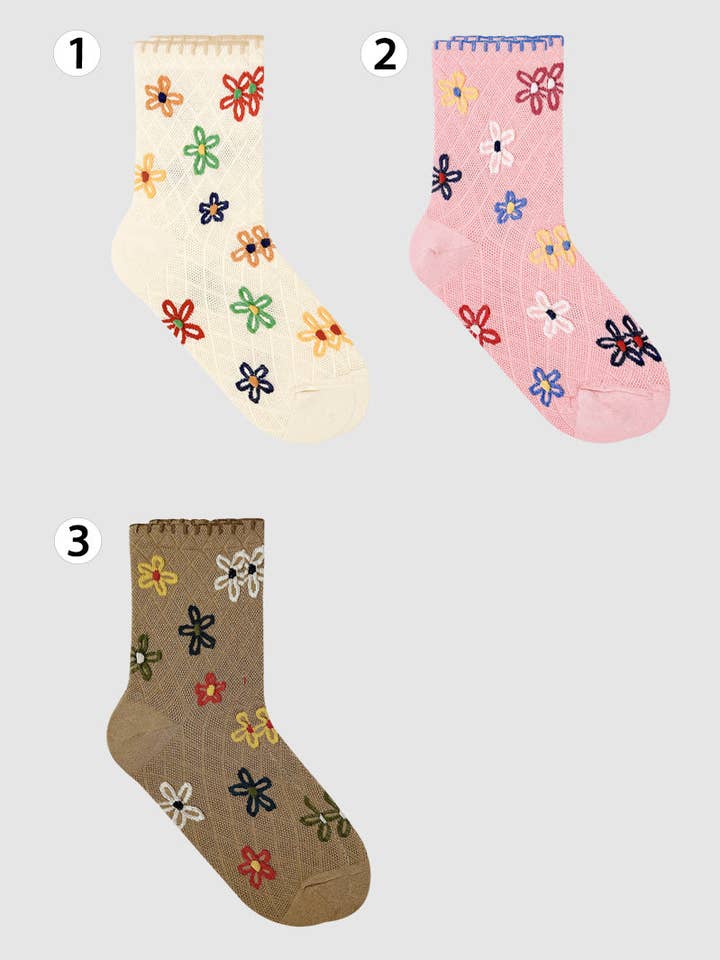 Women's Crew Flower Knit Pattern Socks for wholesale by 7DAYSSOCKS