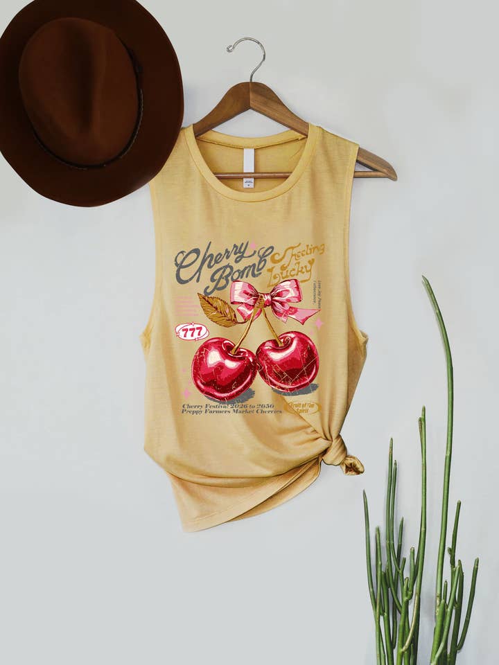Canotta con grafica - Cherry feeling lucky per la vendita all'ingrosso da parte di PINK NABI