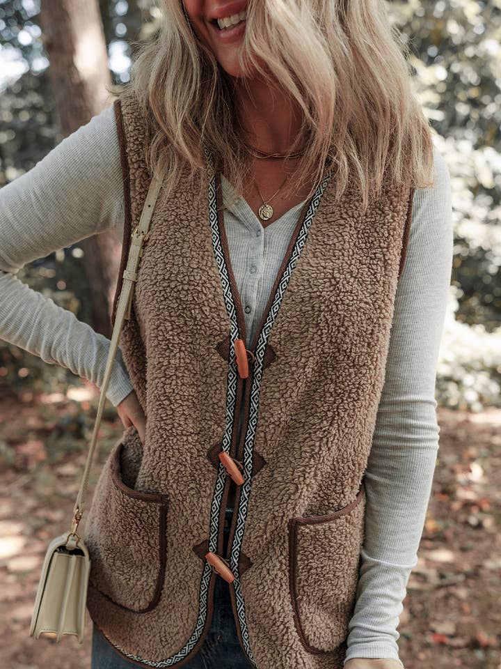 Sherpa Contrast Trim Pocket Cartridge Toggle Button Vest for wholesale by PartyEight