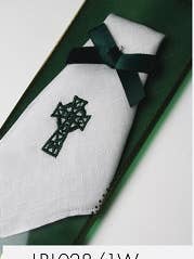 Croix celtique brodée verte pour la vente par Samuel Lamont and Sons