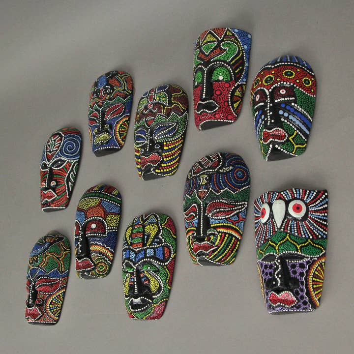 Zeckos – Arte de parede dimensional/3D por atacado – Conjunto de 10 máscaras tribais pintadas à mão com pontos esculpidos à mão